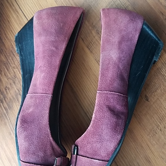 💕 Maroon Dana Buchman Alexandria Wedges - Picture 6 of 8